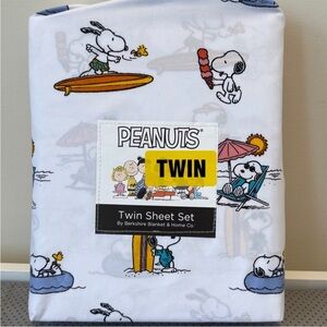 LAST ONE Berkshire Snoopy Peanuts TWIN Sheet Set White and Multicolor Beach Day